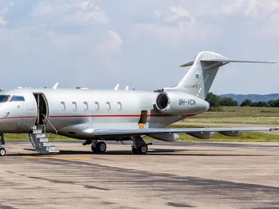 9H-VCN — photo