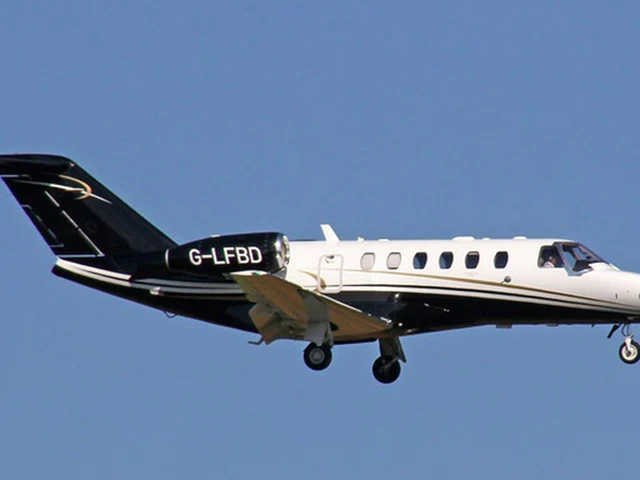 G-LFBD — photo