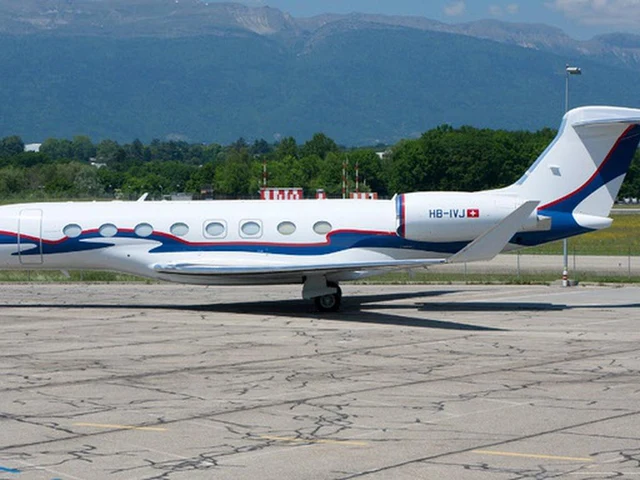 HB-IVJ — photo