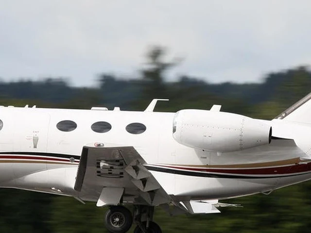 OE-FZA — photo