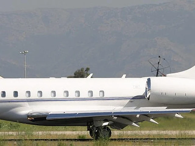 N451CS — photo
