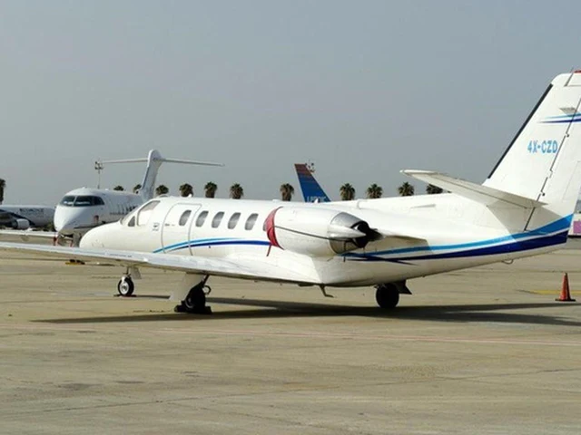 4X-CZD — photo