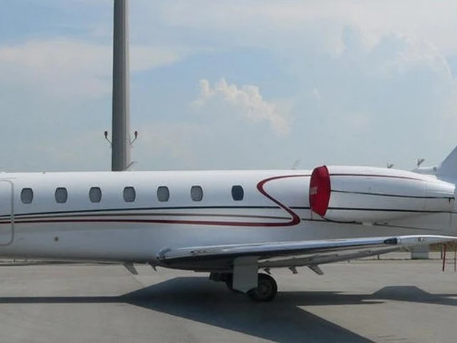 C-FDHD — photo