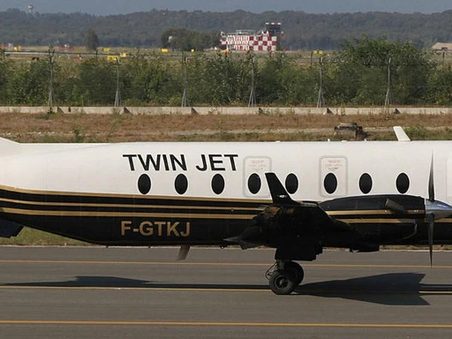 F-GTKJ — photo