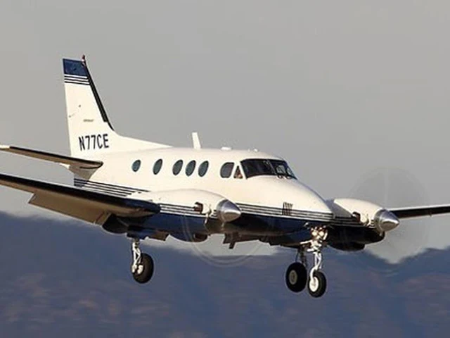 N77CE — photo
