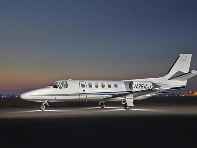N351CJ — photo