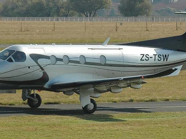 ZS-TSW — photo