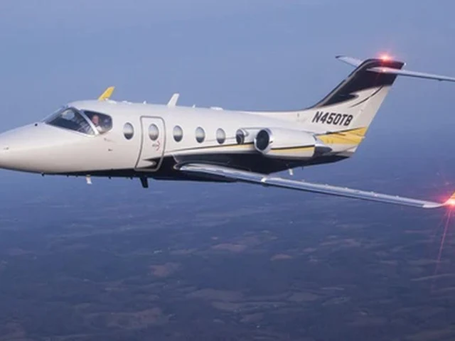 N450TB — photo