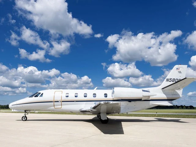 N580EE — photo