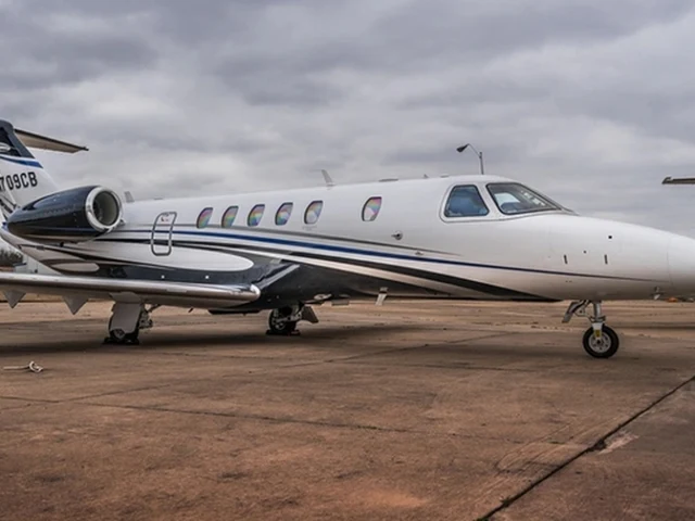 N709CB — photo
