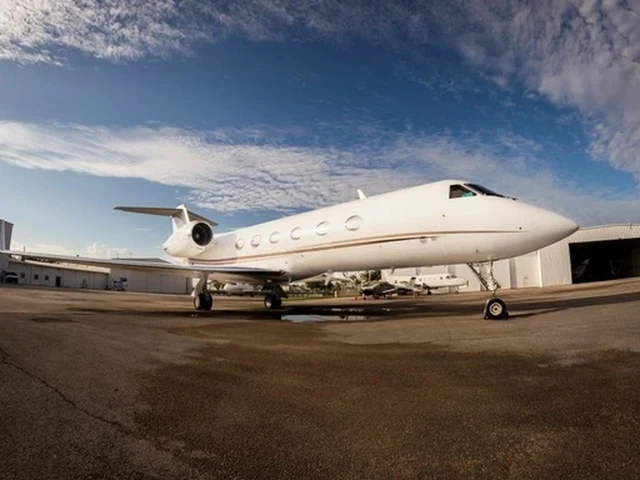 N144AB — photo