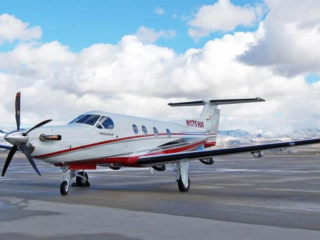 N175WA — photo