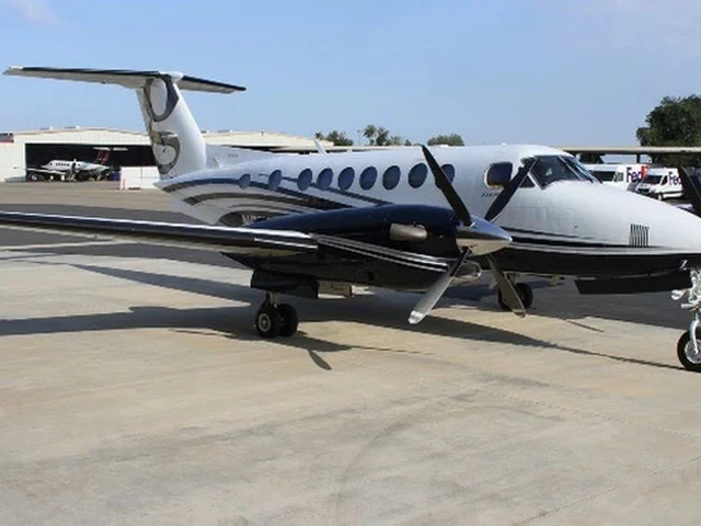 N359DG — photo