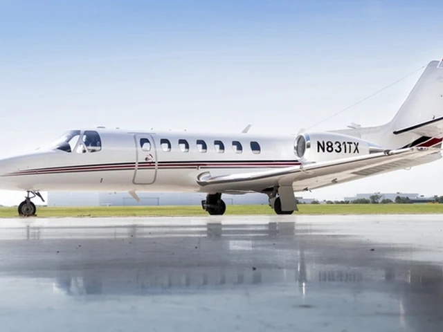 N796JS — photo
