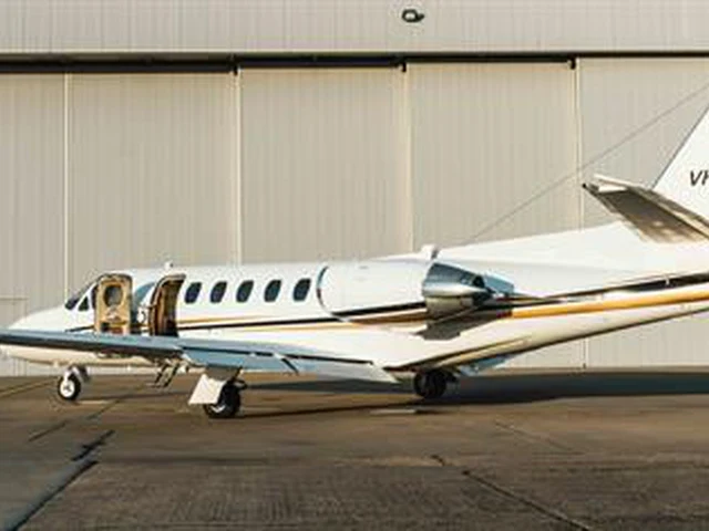 VH-JLU — photo