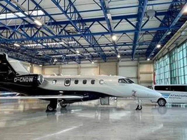 D-CNOW — photo