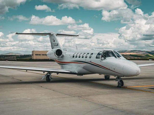 TC-CJA — photo