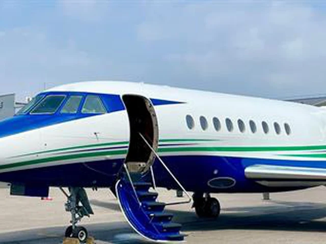 C-GSFU — photo