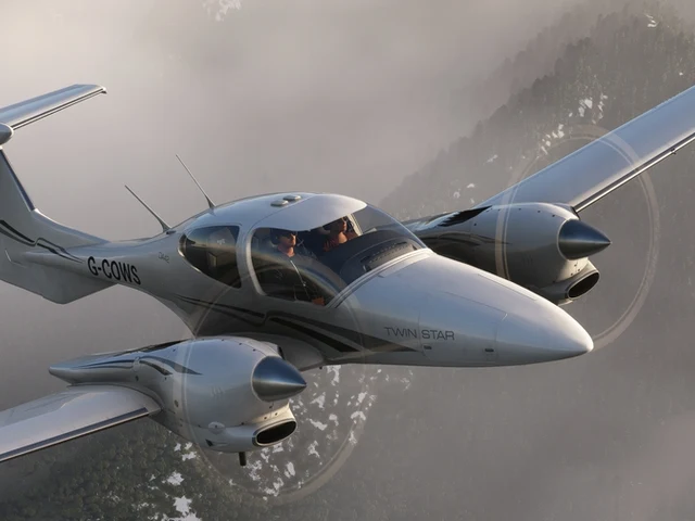 Diamond DA42 Twin Star — photo
