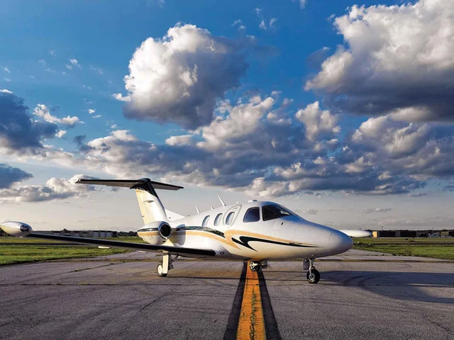 Eclipse 550 — photo