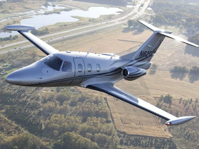 Eclipse 500 — photo