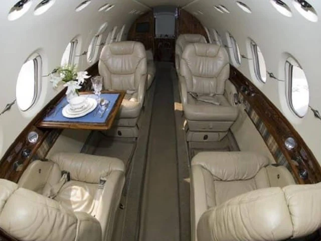 Hawker 800 B — photo