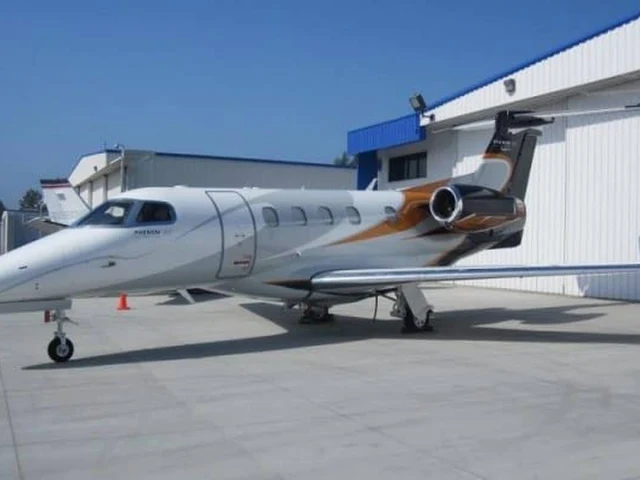 Phenom 300E — photo