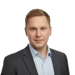 Владислав Пакета