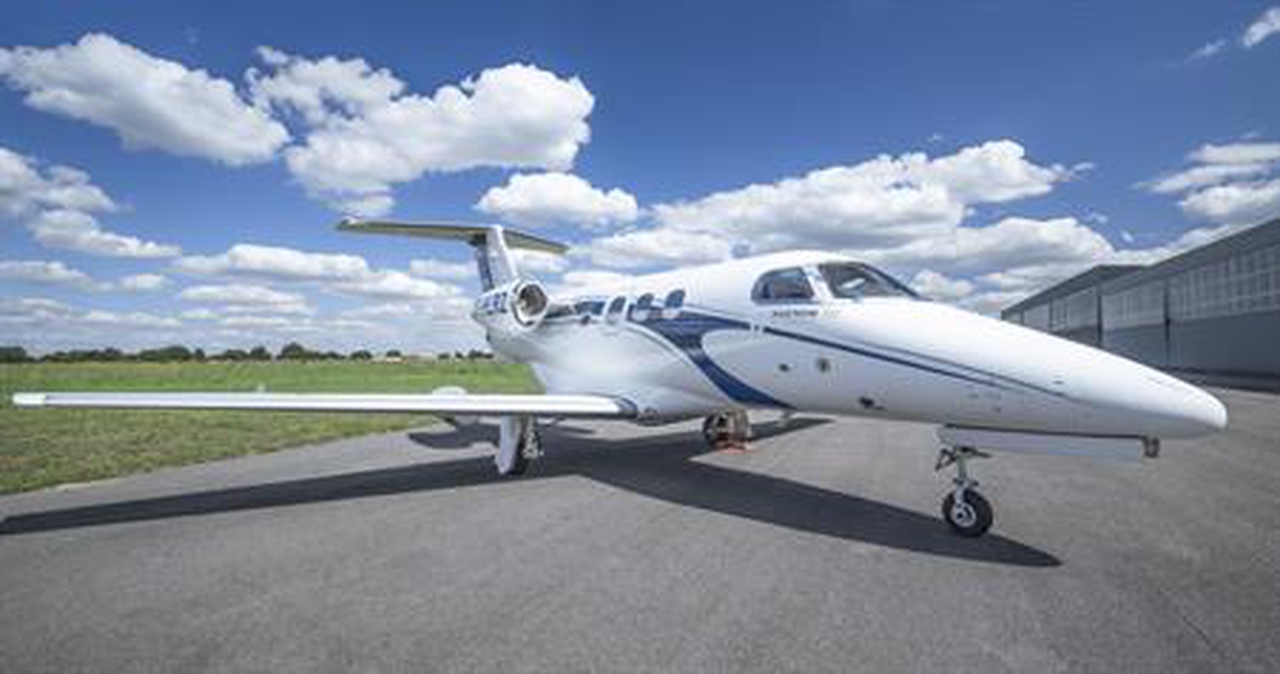 Phenom 100