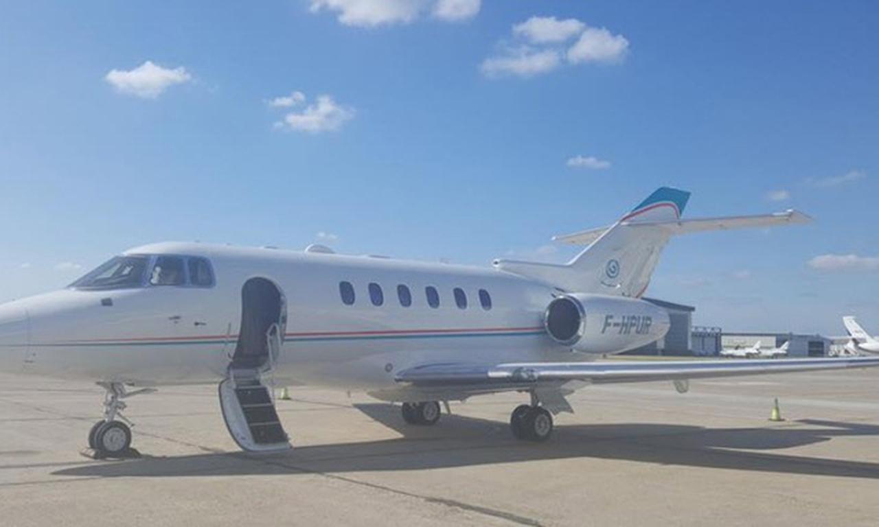 Hawker 800XP