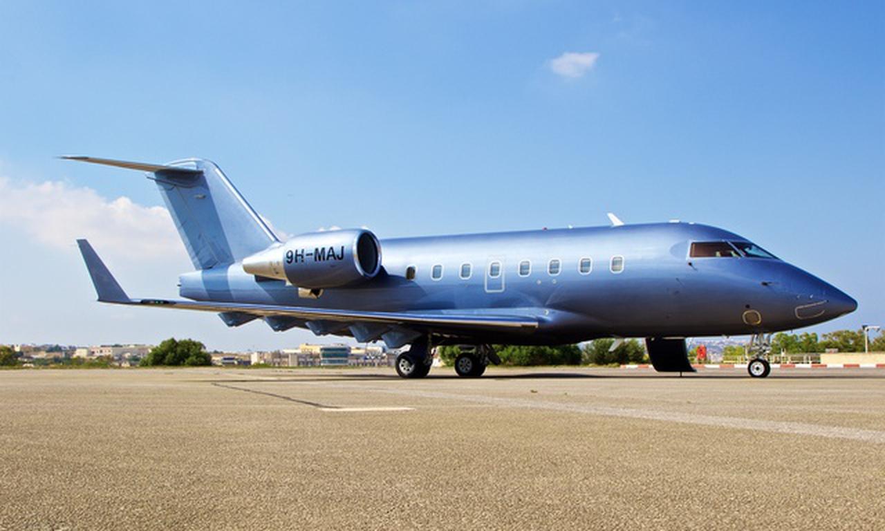 Challenger 604