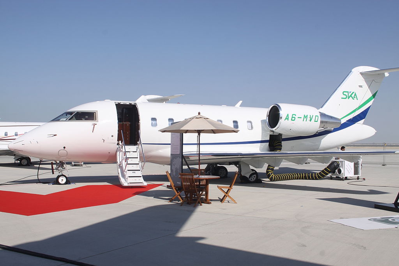 Challenger 605