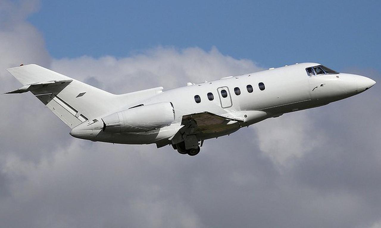 Hawker 750