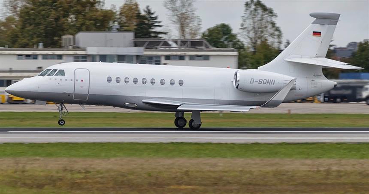 Falcon 2000LXS