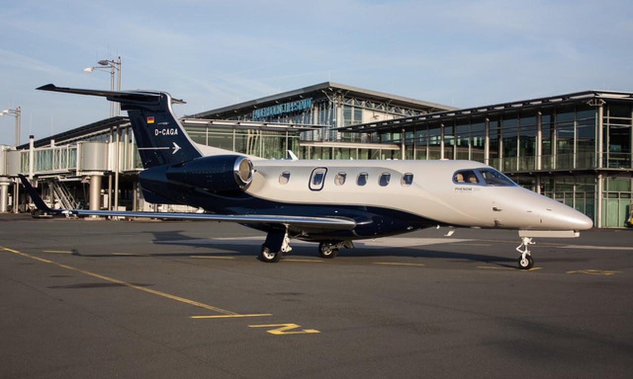 Phenom 300