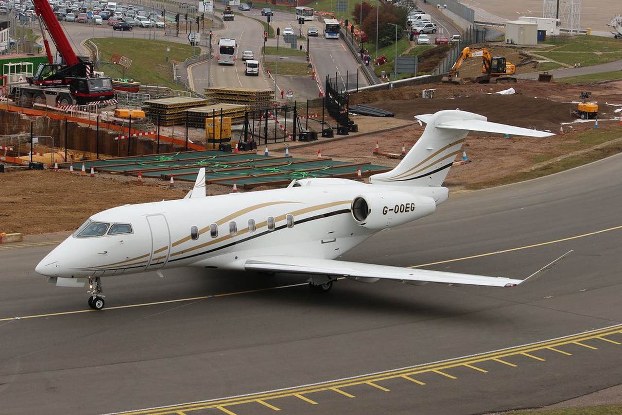 Challenger 350
