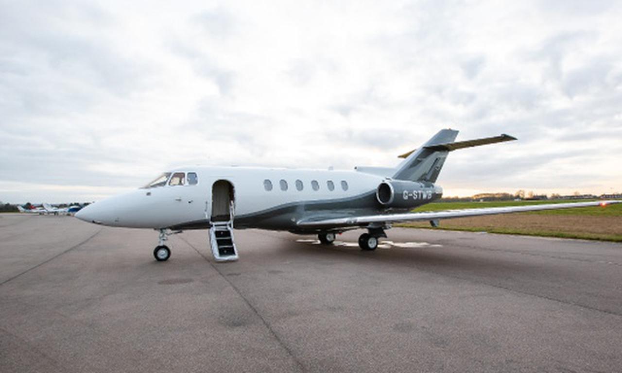 Hawker 750