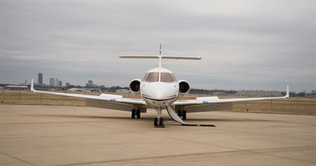 Hawker 900XP