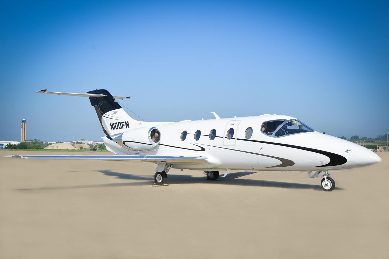 Hawker 400XP