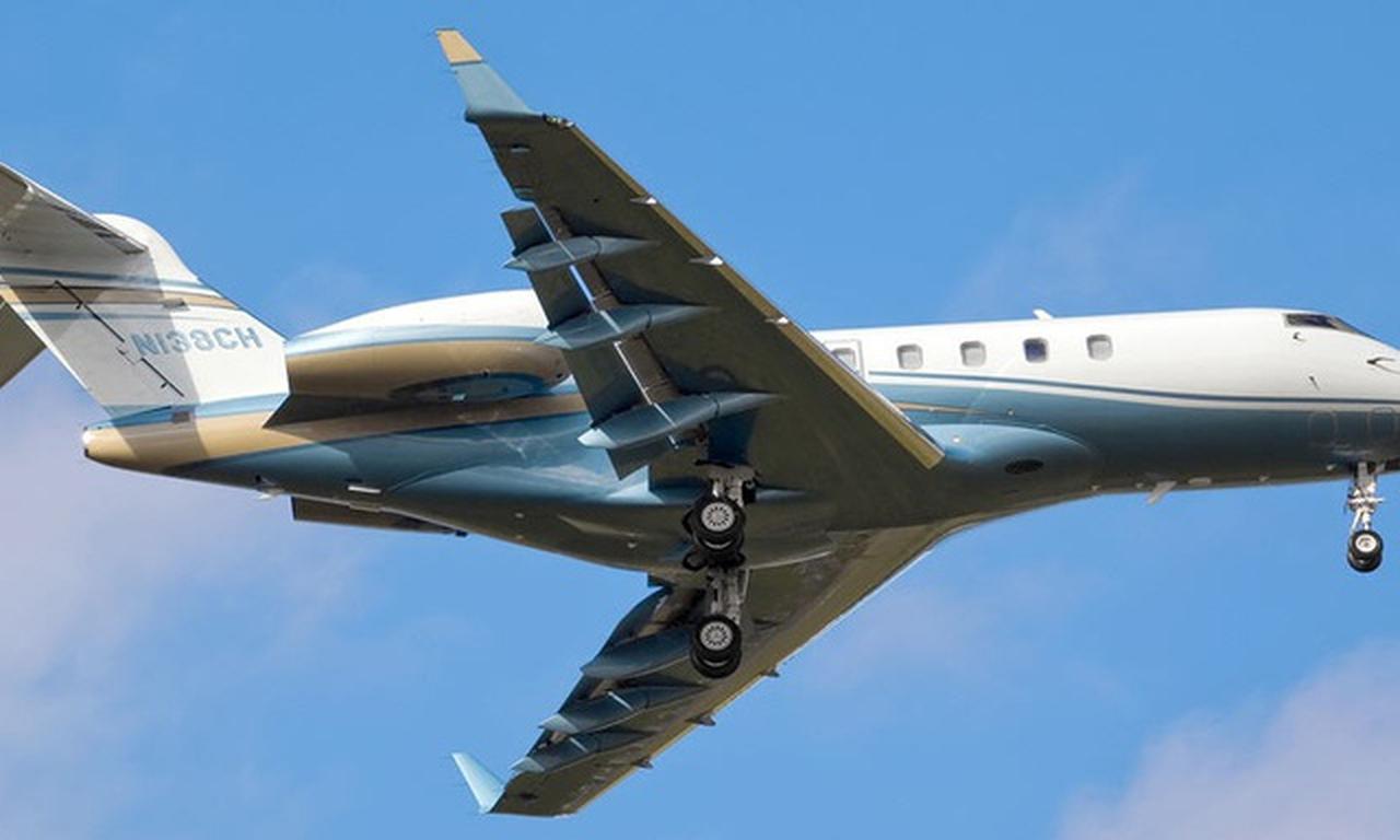 Challenger 300