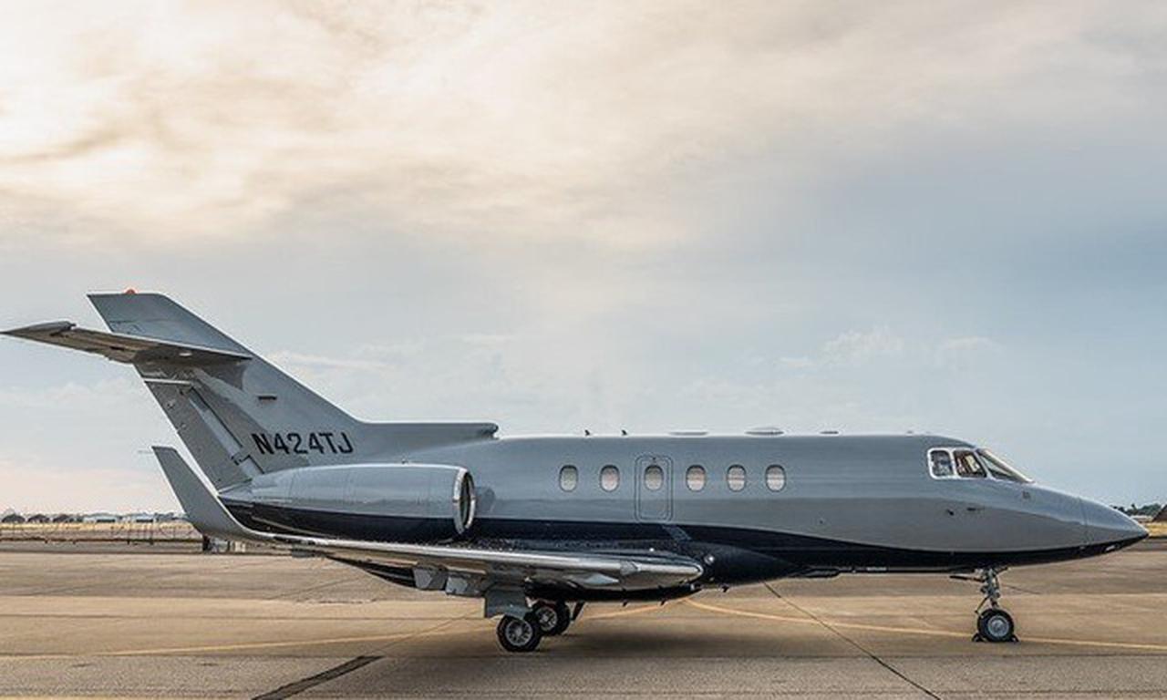 Hawker 900XP