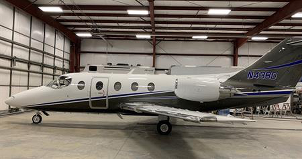 Hawker 400XP