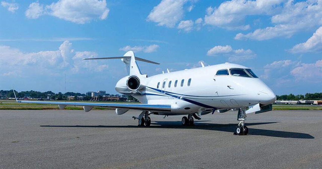 Challenger 300