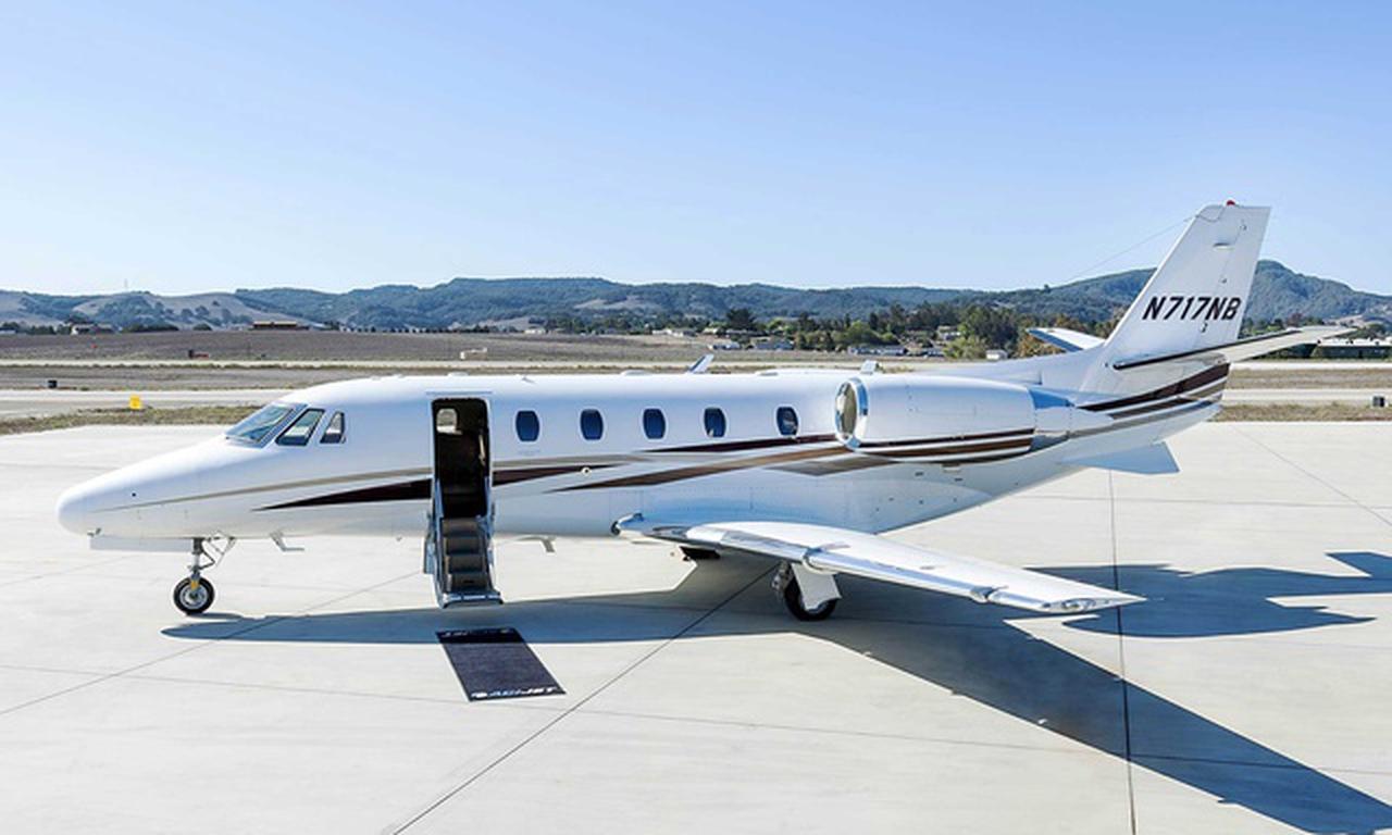 N717NB — photo