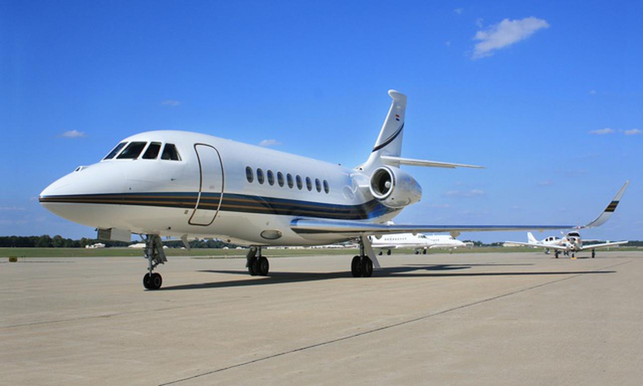 Falcon 2000LX