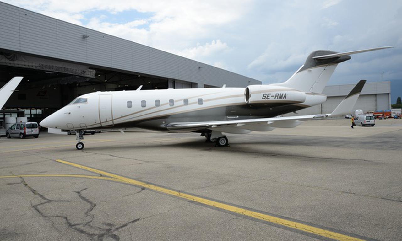 Challenger 300