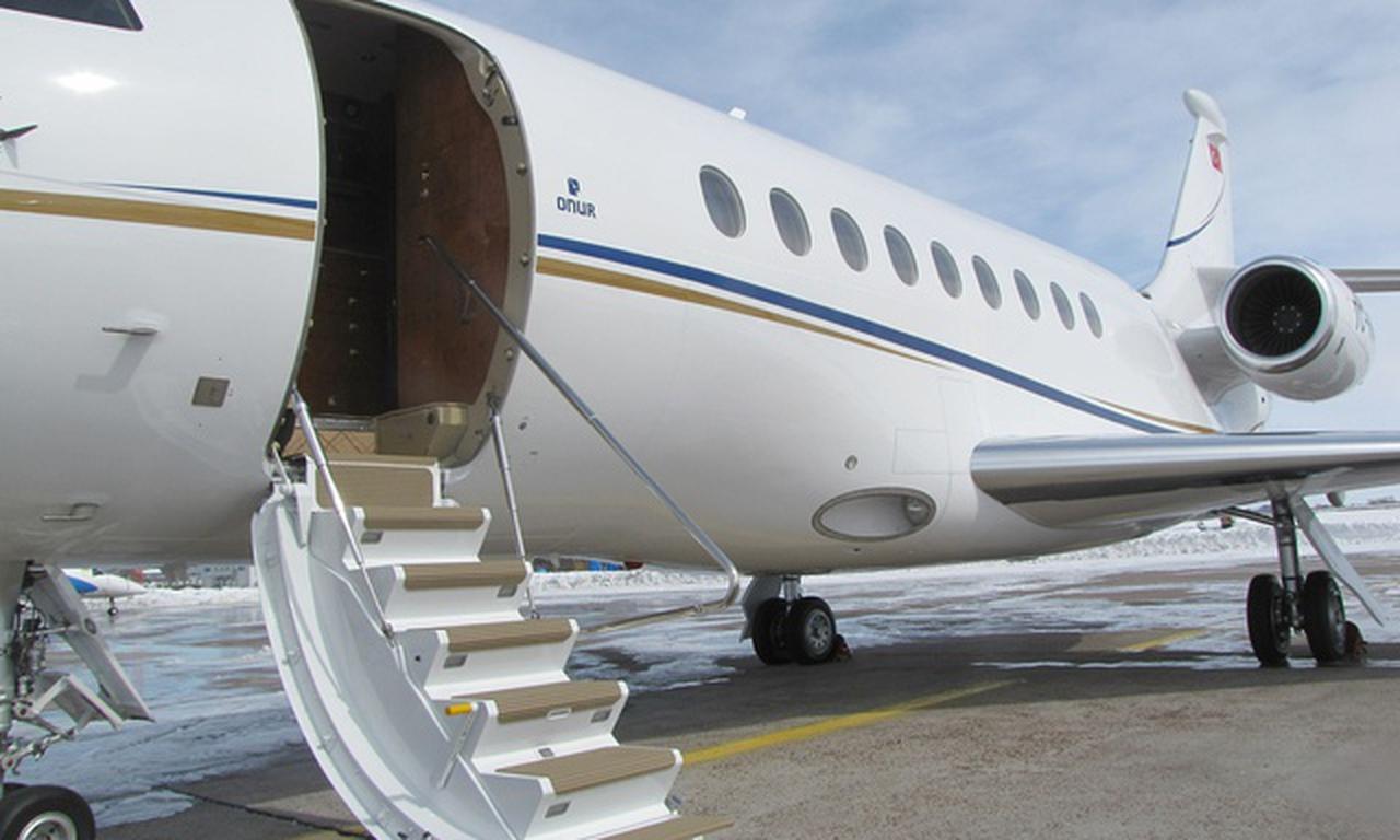 Falcon 2000