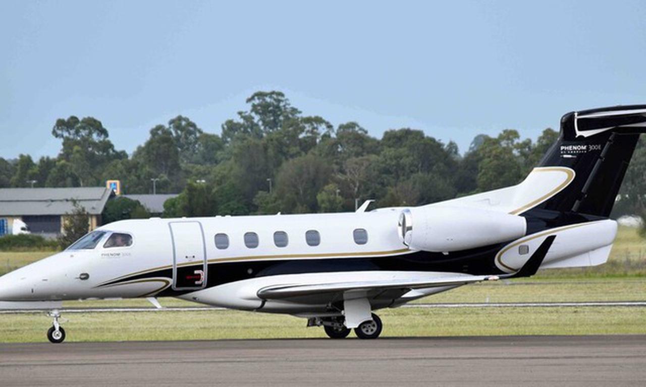 Phenom 300