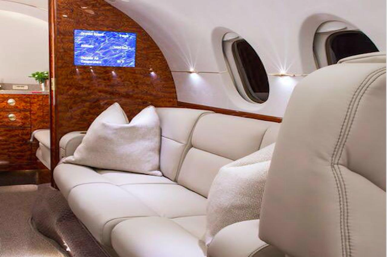 Hawker 800XPi