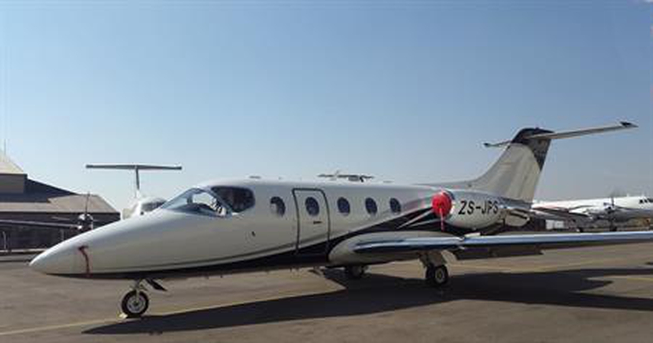 Hawker 400XP